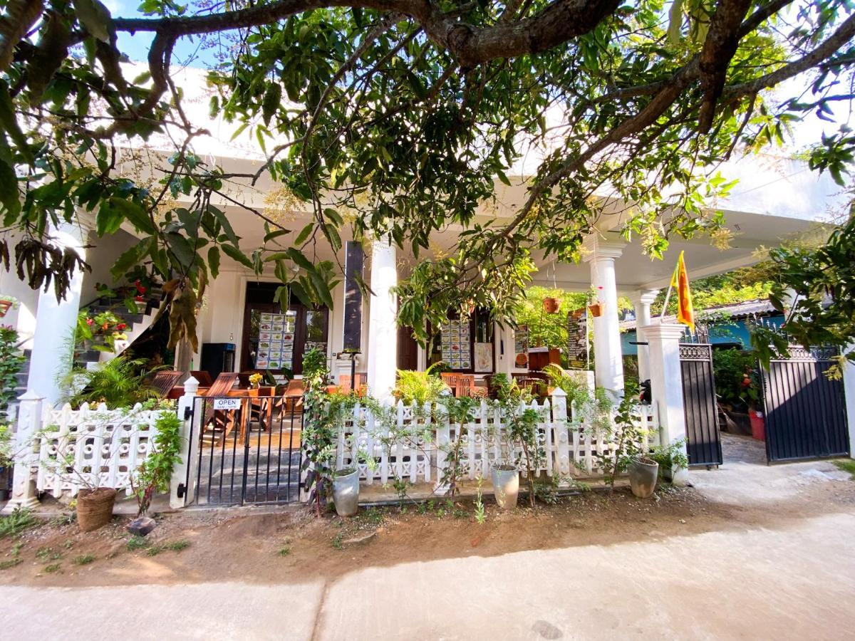 Shirani Nature Palace Weligama Exterior foto
